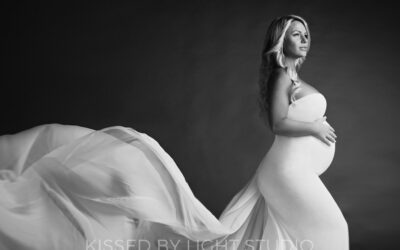 Maternity series in black and white